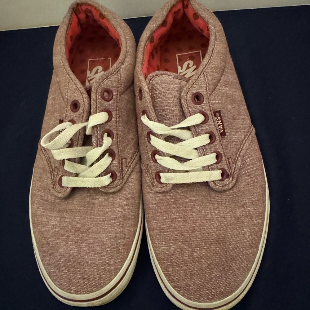 Vans Atwood  Burgundy With Red ❤️ Lining Women’s Size 8 Lace Up Casual Sneakers